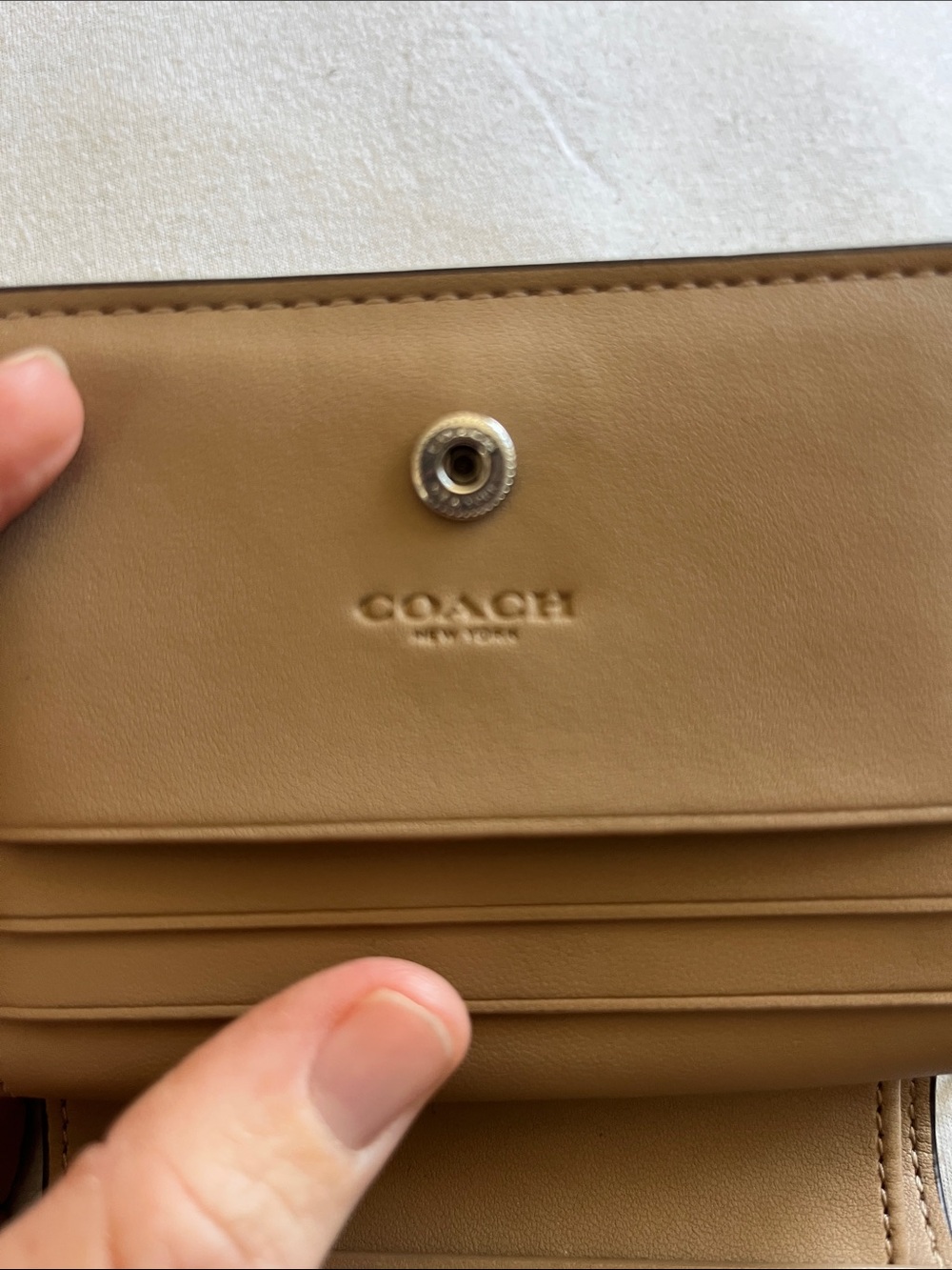 Coach Floral Appliqué Leather Wallet - Cream with Gold Accents - Picture 4 of 9
